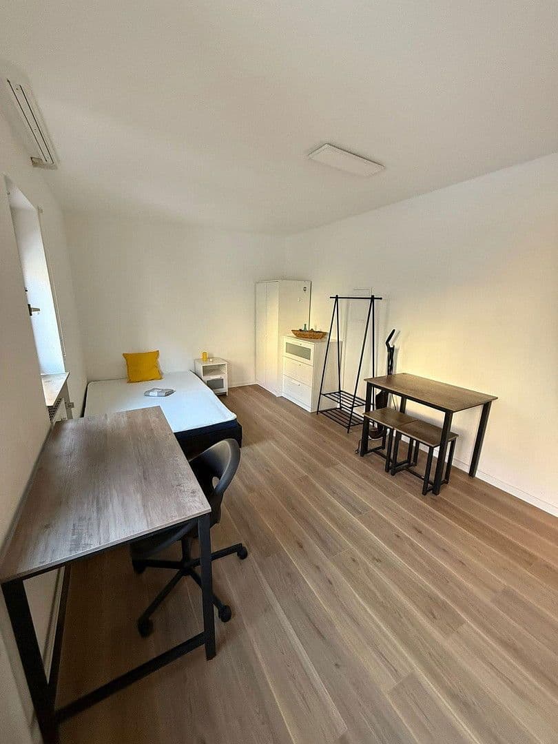 Pronájem bytu 1+1 23 m², Erlangen, Bavorsko Pronájem bytu 1+1 23 m², Erlangen, Bavorsko