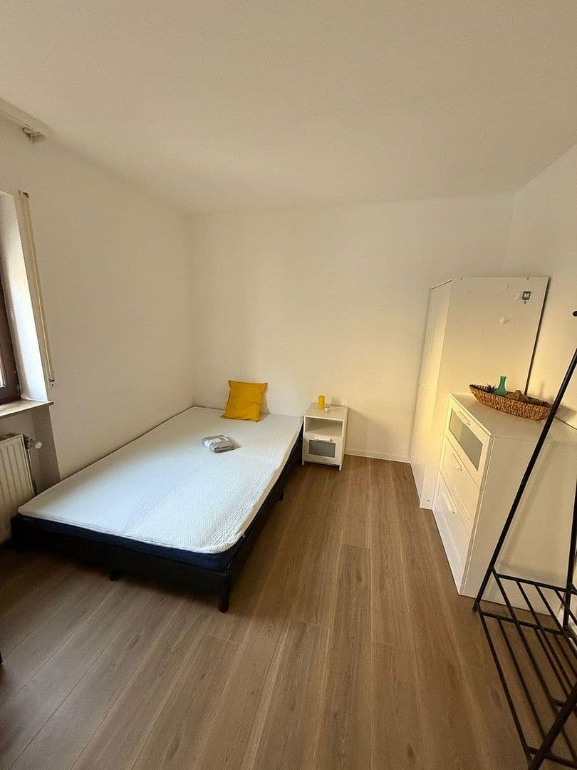 Pronájem bytu 1+1 23 m², Erlangen, Bavorsko Pronájem bytu 1+1 23 m², Erlangen, Bavorsko