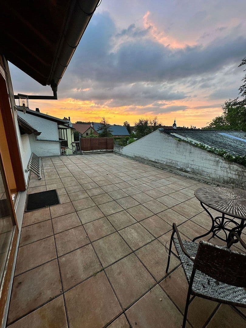 Pronájem bytu 6+1 197 m², Leininger Str. 25, Enkenbach-Alsenborn, Porýní-Falc Pronájem bytu 6+1 197 m², Leininger Str. 25, Enkenbach-Alsenborn, Porýní-Falc