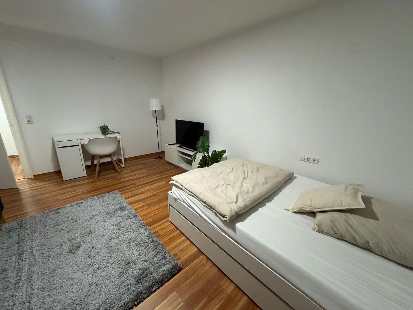 Pronájem bytu 20 m², Heilbronn, Bádensko-Württembersko Pronájem bytu 20 m², Heilbronn, Bádensko-Württembersko