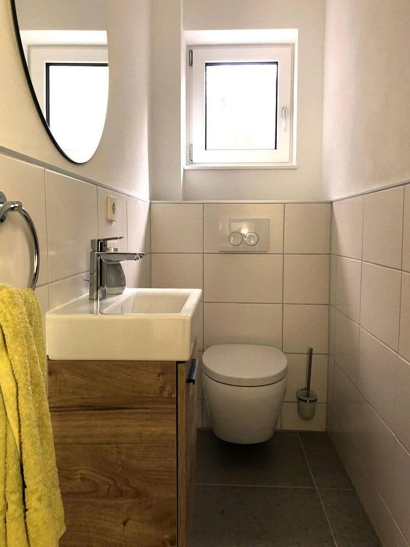 Pronájem domu 150 m², pozemek 600 m², Ihringen, Bádensko-Württembersko Pronájem domu 150 m², pozemek 600 m², Ihringen, Bádensko-Württembersko