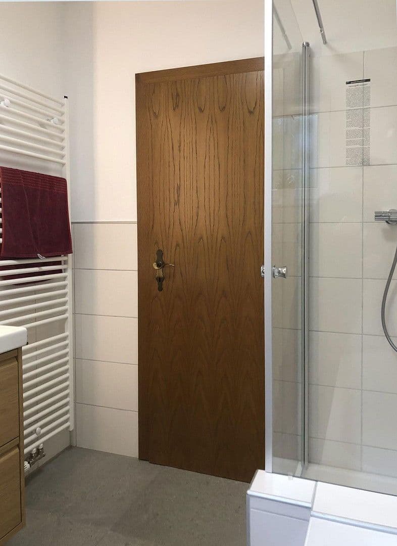 Pronájem domu 150 m², pozemek 600 m², Ihringen, Bádensko-Württembersko Pronájem domu 150 m², pozemek 600 m², Ihringen, Bádensko-Württembersko