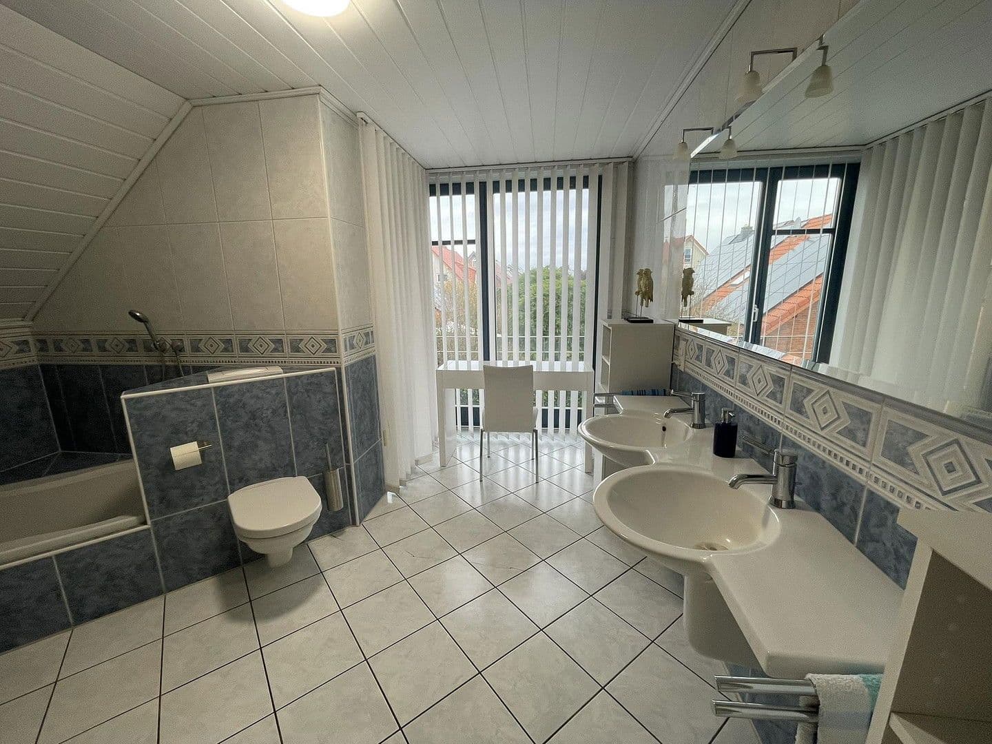 Prodej domu 170 m², pozemek 602 m², Salzkotten, Severní Porýní-Vestfálsko Prodej domu 170 m², pozemek 602 m², Salzkotten, Severní Porýní-Vestfálsko