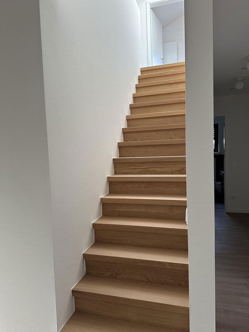 Pronájem domu 160 m², pozemek 557 m², Biblis, Hessen Pronájem domu 160 m², pozemek 557 m², Biblis, Hessen