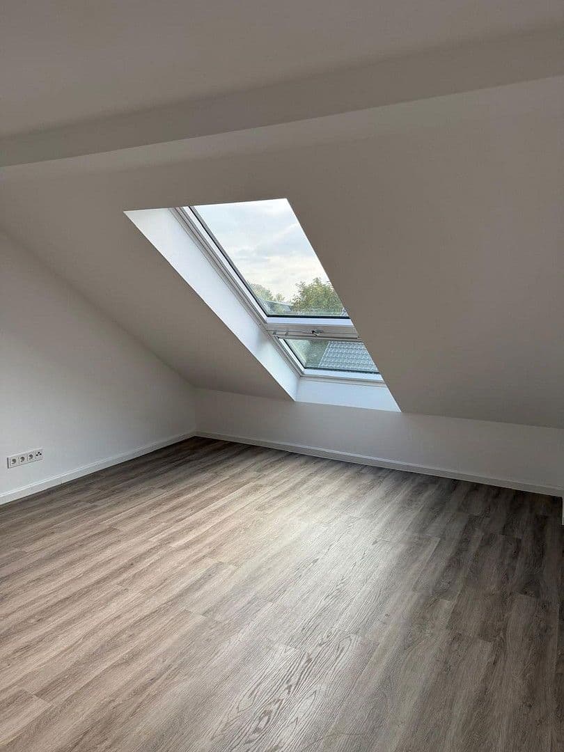 Pronájem bytu 2+1 51 m², Kerpen, Severní Porýní-Vestfálsko Pronájem bytu 2+1 51 m², Kerpen, Severní Porýní-Vestfálsko
