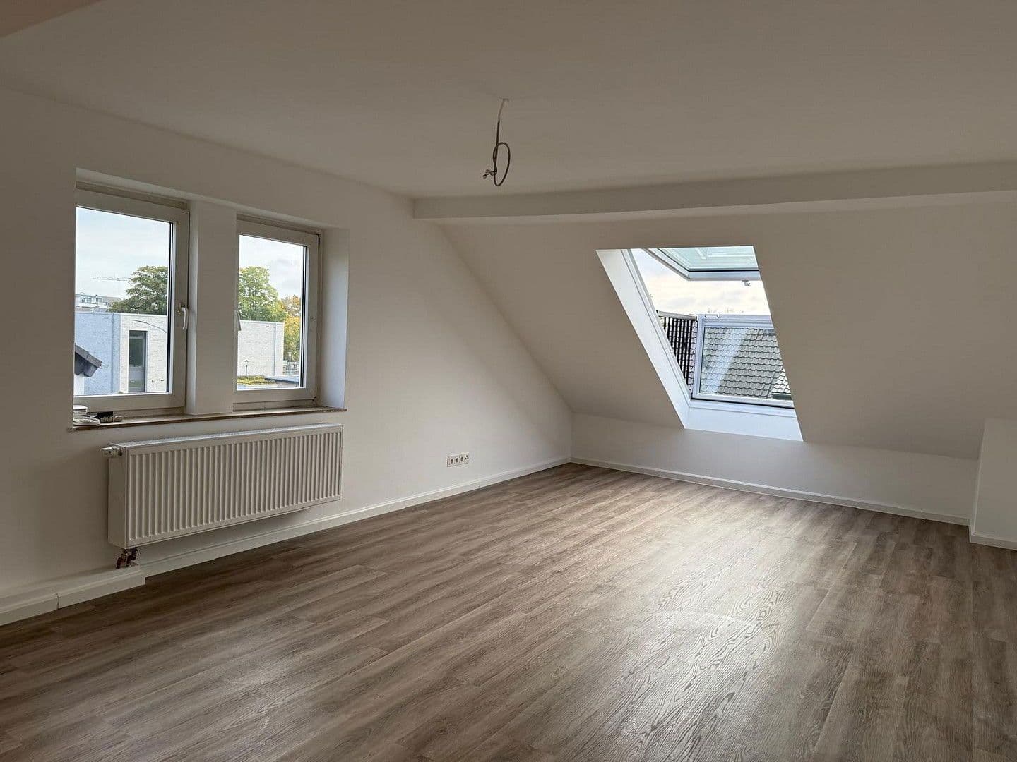 Pronájem bytu 2+1 51 m², Kerpen, Severní Porýní-Vestfálsko Pronájem bytu 2+1 51 m², Kerpen, Severní Porýní-Vestfálsko