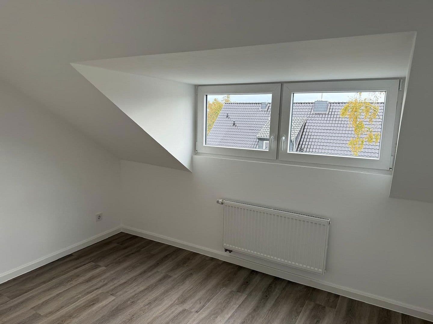 Pronájem bytu 2+1 51 m², Kerpen, Severní Porýní-Vestfálsko Pronájem bytu 2+1 51 m², Kerpen, Severní Porýní-Vestfálsko