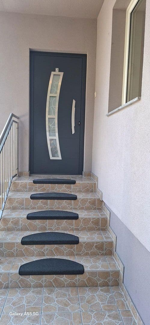 Pronájem bytu 3+1 66 m², Villach-Warmbad-Judendorf, Korutany Pronájem bytu 3+1 66 m², Villach-Warmbad-Judendorf, Korutany