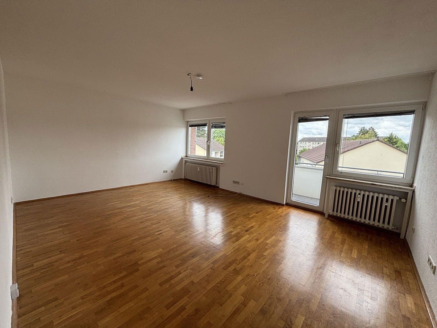 Pronájem bytu 2+1 65 m², Moers, Severní Porýní-Vestfálsko Pronájem bytu 2+1 65 m², Moers, Severní Porýní-Vestfálsko