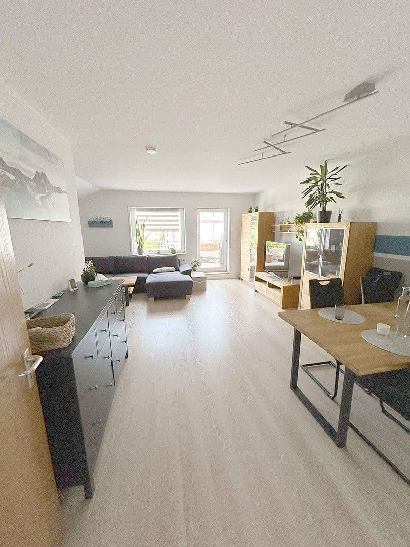 Pronájem bytu 2+kk 70 m², Pforzheim, Bádensko-Württembersko Pronájem bytu 2+kk 70 m², Pforzheim, Bádensko-Württembersko
