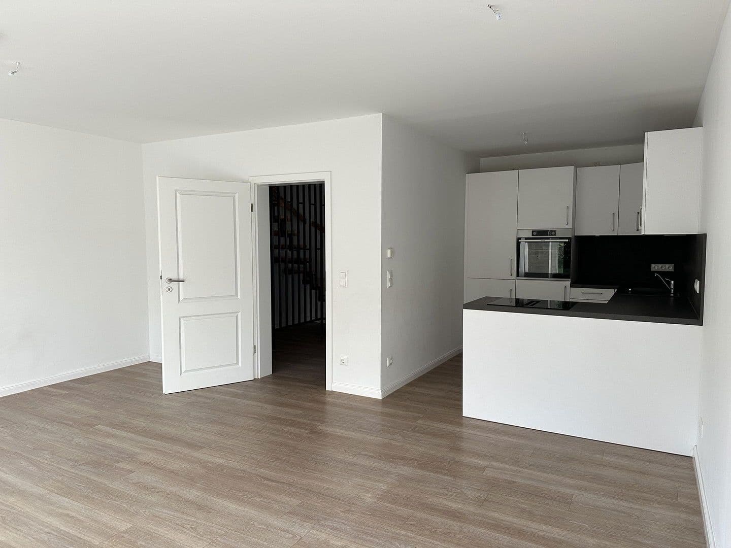 Pronájem domu 144 m², pozemek 245 m², Escheburg, Šlesvicko-Holštýnsko Pronájem domu 144 m², pozemek 245 m², Escheburg, Šlesvicko-Holštýnsko