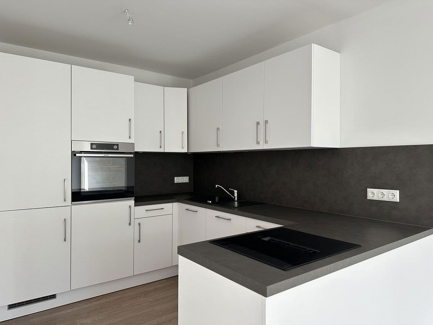 Pronájem domu 144 m², pozemek 245 m², Escheburg, Šlesvicko-Holštýnsko Pronájem domu 144 m², pozemek 245 m², Escheburg, Šlesvicko-Holštýnsko