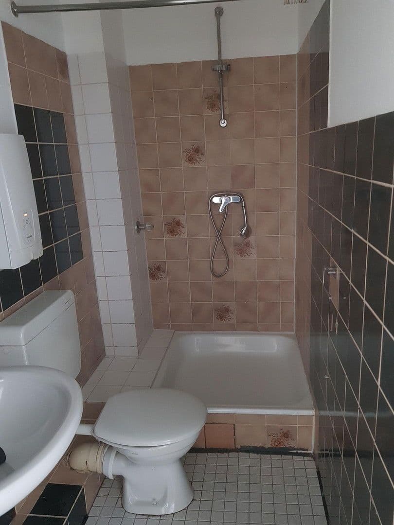 Pronájem bytu 3+1 55 m², Hochstr.7, Flensburg, Šlesvicko-Holštýnsko Pronájem bytu 3+1 55 m², Hochstr.7, Flensburg, Šlesvicko-Holštýnsko