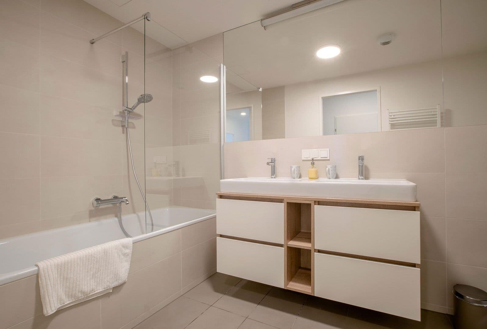 Pronájem bytu 3+1 77 m², Wien, Wien Pronájem bytu 3+1 77 m², Wien, Wien