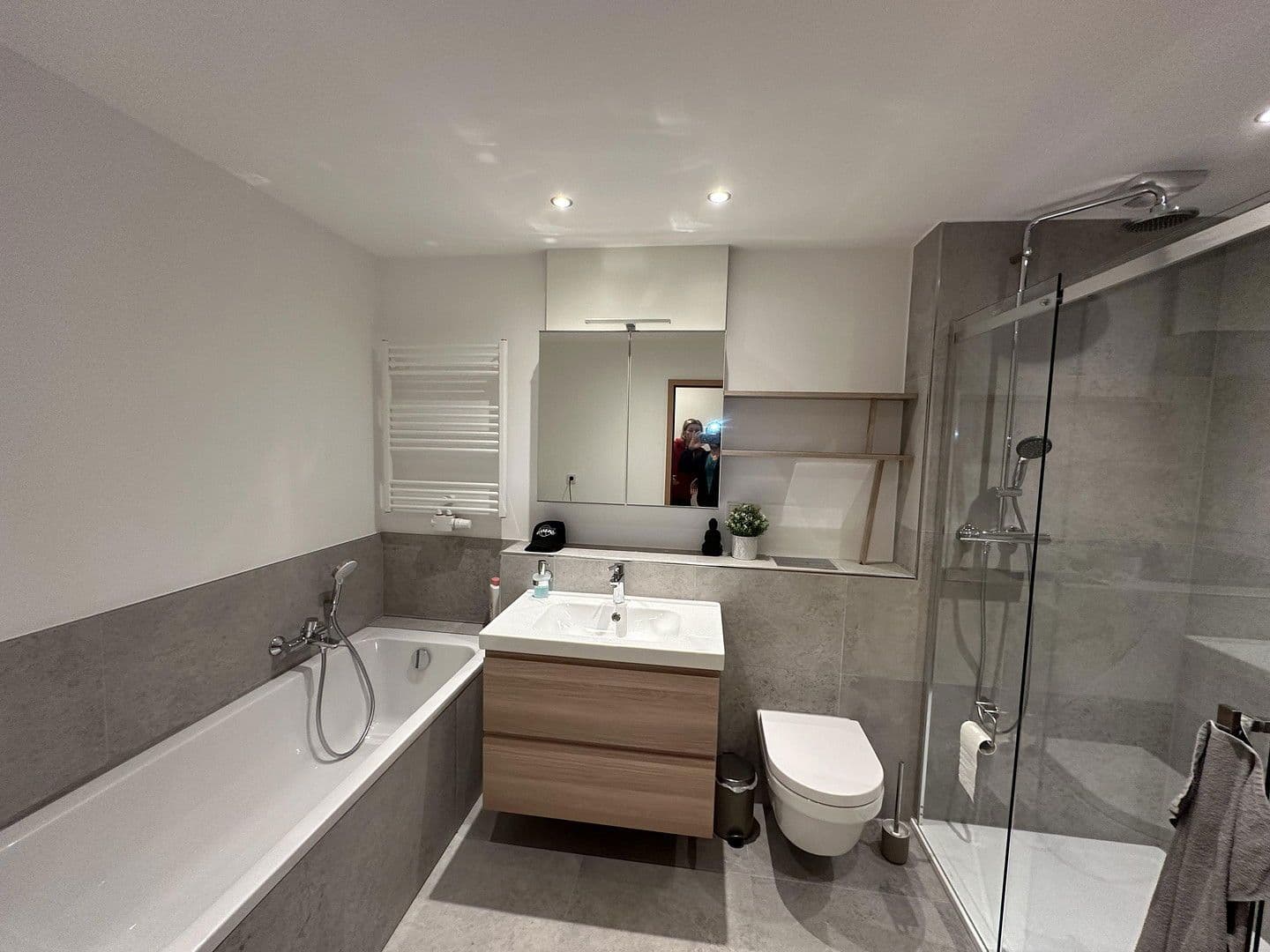 Pronájem domu 145 m², pozemek 102 m², Fürth, Bavorsko Pronájem domu 145 m², pozemek 102 m², Fürth, Bavorsko