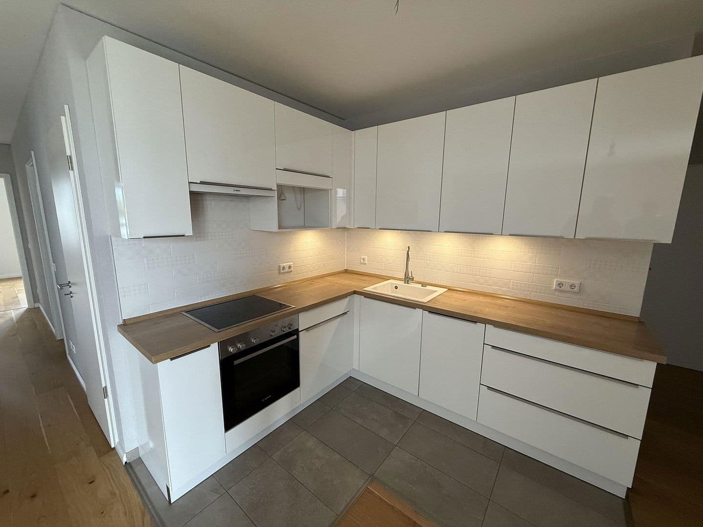 Prodej bytu 3+1 75 m², Susan-Sontag-Weg 7, Darmstadt, Hessen Prodej bytu 3+1 75 m², Susan-Sontag-Weg 7, Darmstadt, Hessen