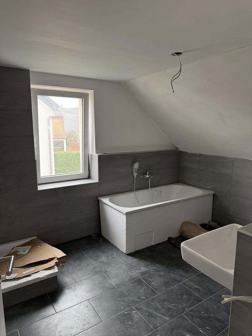 Pronájem bytu 3+1 89 m², Dresden, Sasko Pronájem bytu 3+1 89 m², Dresden, Sasko