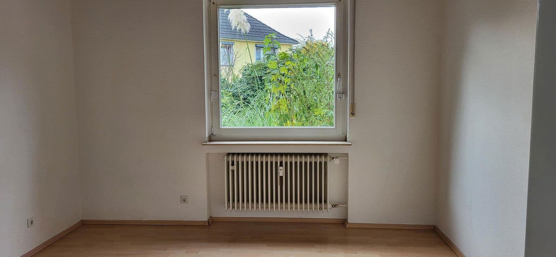 Prodej domu 175 m², pozemek 803 m², Erfer Straße 38, Solingen, Severní Porýní-Vestfálsko Prodej domu 175 m², pozemek 803 m², Erfer Straße 38, Solingen, Severní Porýní-Vestfálsko