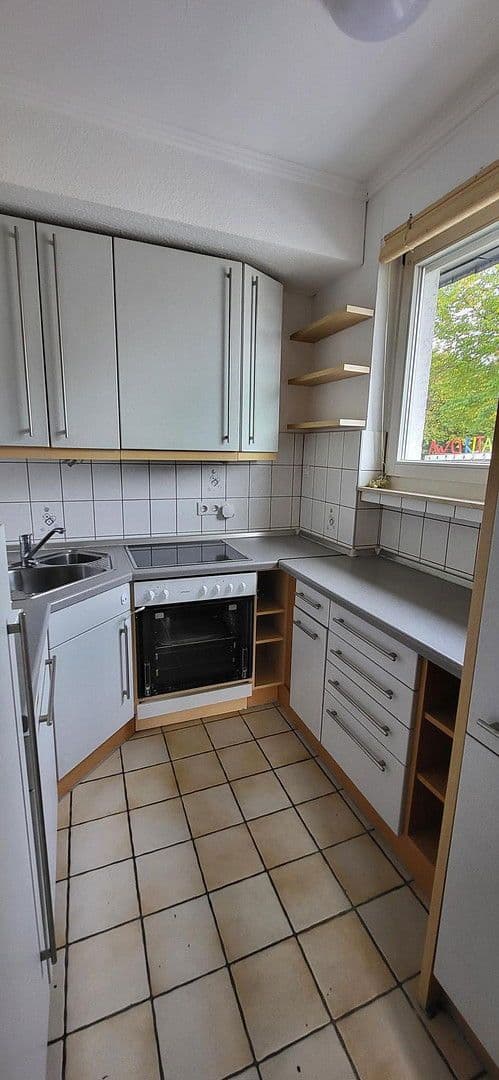Prodej domu 175 m², pozemek 803 m², Erfer Straße 38, Solingen, Severní Porýní-Vestfálsko Prodej domu 175 m², pozemek 803 m², Erfer Straße 38, Solingen, Severní Porýní-Vestfálsko