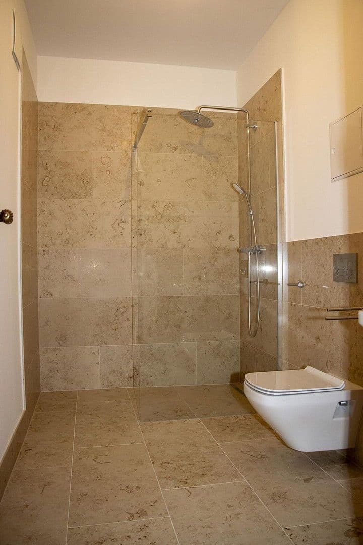 Pronájem bytu 3+1 83 m², Berliner Str. 27, Buckow, Braniborsko Pronájem bytu 3+1 83 m², Berliner Str. 27, Buckow, Braniborsko