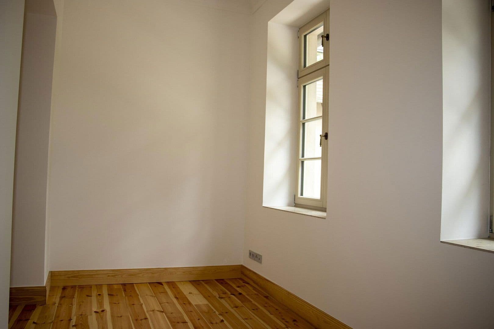 Pronájem bytu 3+1 83 m², Berliner Str. 27, Buckow, Braniborsko Pronájem bytu 3+1 83 m², Berliner Str. 27, Buckow, Braniborsko