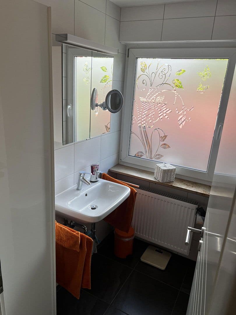 Prodej domu 120 m², pozemek 201 m², Neumarkt in der Oberpfalz, Bavorsko Prodej domu 120 m², pozemek 201 m², Neumarkt in der Oberpfalz, Bavorsko