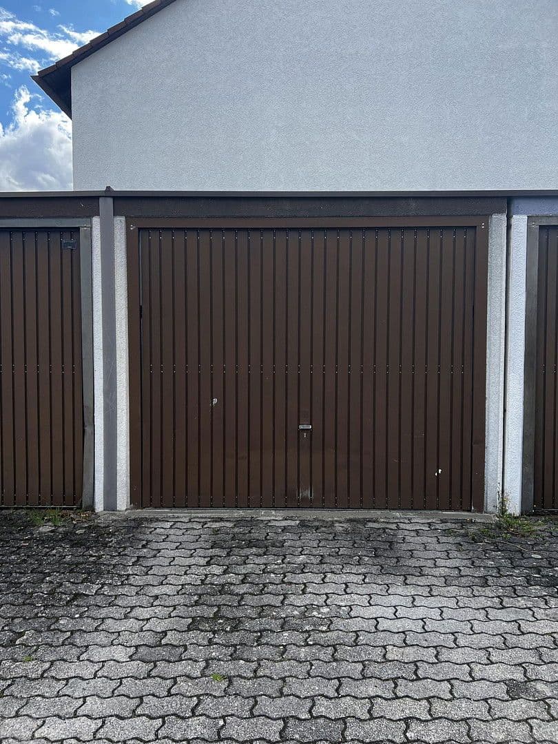 Prodej domu 120 m², pozemek 201 m², Neumarkt in der Oberpfalz, Bavorsko Prodej domu 120 m², pozemek 201 m², Neumarkt in der Oberpfalz, Bavorsko