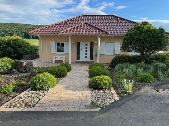 Prodej domu 175 m², pozemek 835 m², Gladenbach, Hessen Prodej domu 175 m², pozemek 835 m², Gladenbach, Hessen