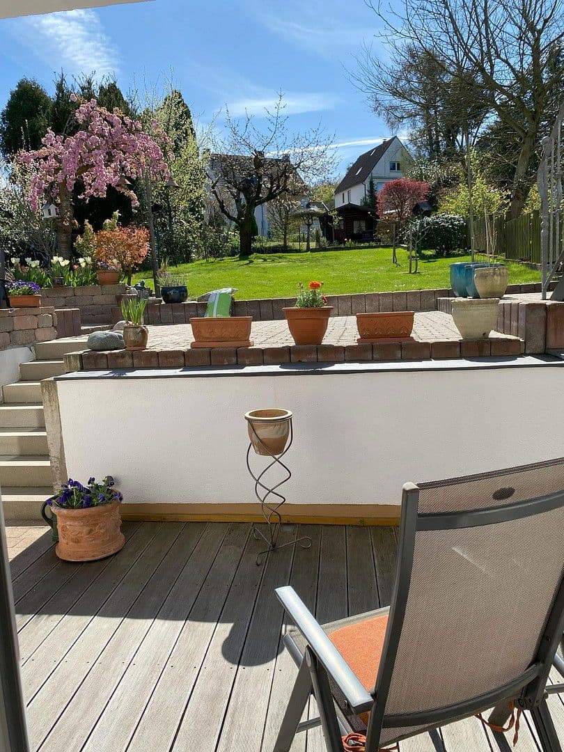 Prodej domu 215 m², pozemek 597 m², Essen, Severní Porýní-Vestfálsko Prodej domu 215 m², pozemek 597 m², Essen, Severní Porýní-Vestfálsko