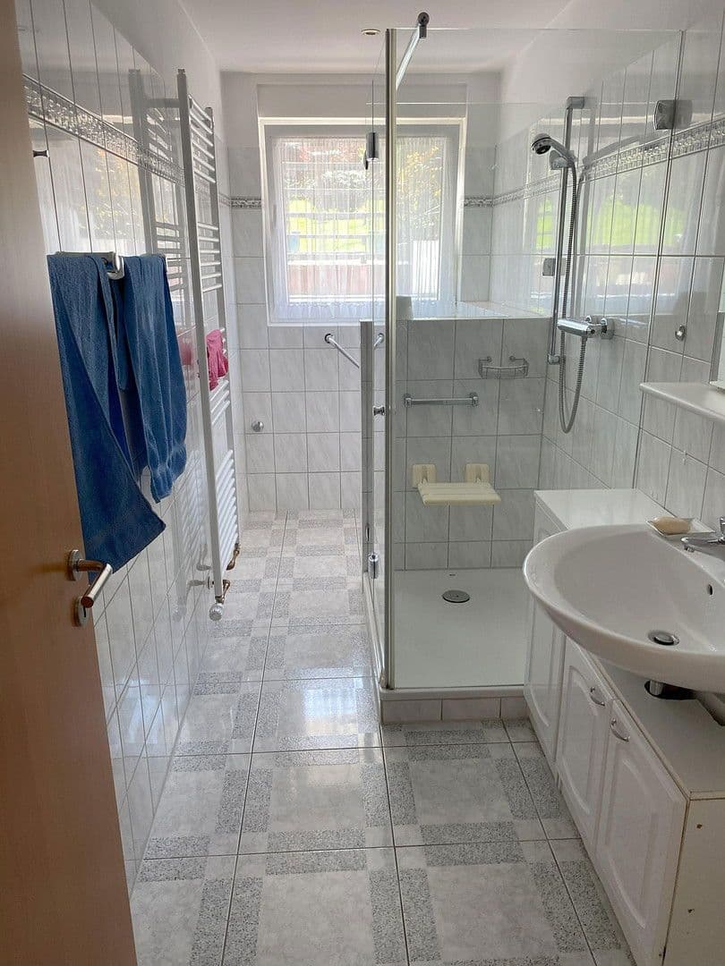 Prodej domu 215 m², pozemek 597 m², Essen, Severní Porýní-Vestfálsko Prodej domu 215 m², pozemek 597 m², Essen, Severní Porýní-Vestfálsko