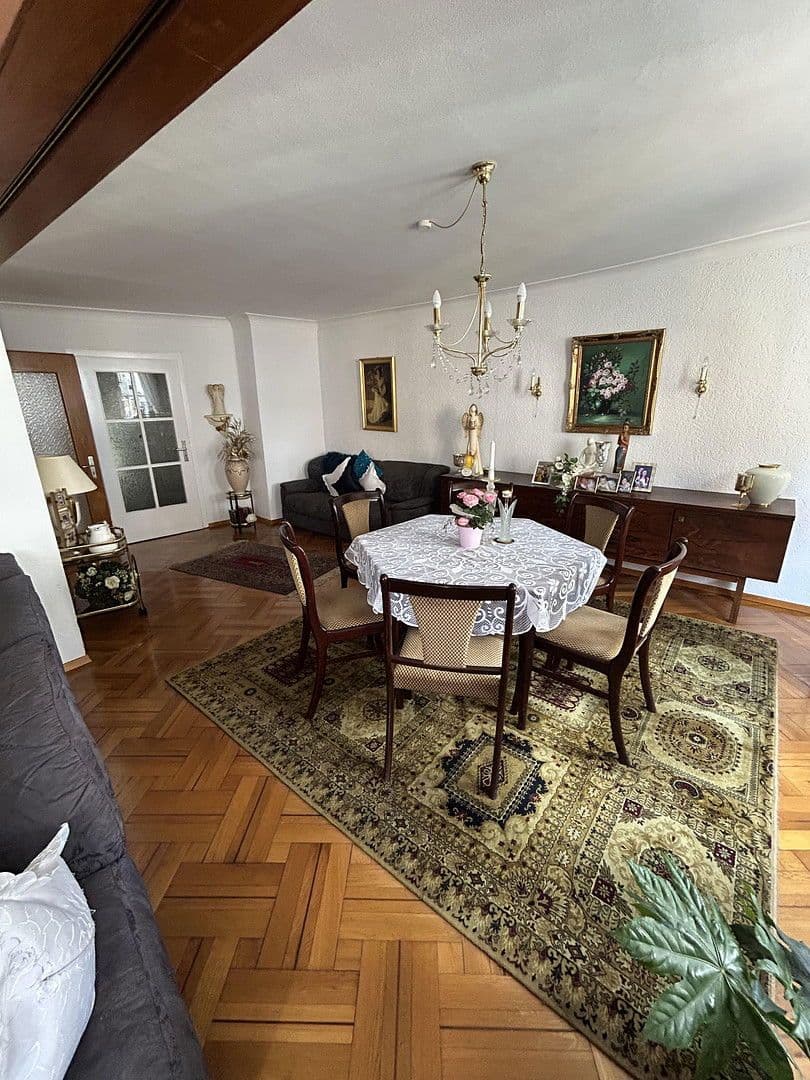 Prodej domu 323 m², pozemek 211 m², Hauptstraße 83, Bad Wimpfen, Bádensko-Württembersko Prodej domu 323 m², pozemek 211 m², Hauptstraße 83, Bad Wimpfen, Bádensko-Württembersko