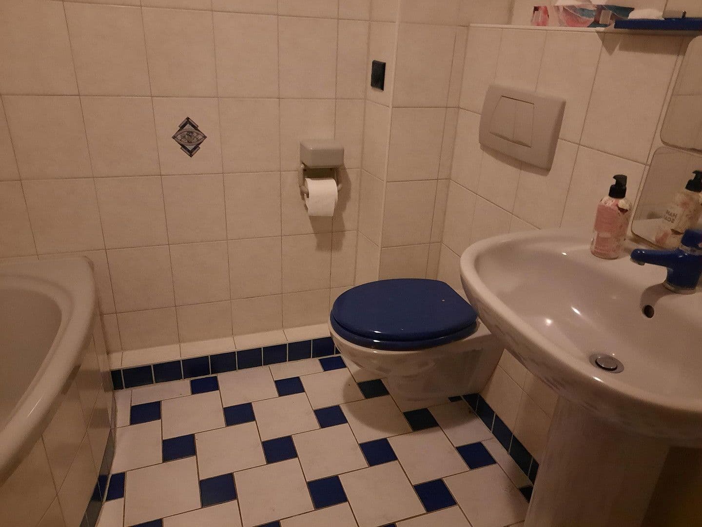 Pronájem bytu 3+1 69 m², Wilhermsdorf, Bavorsko Pronájem bytu 3+1 69 m², Wilhermsdorf, Bavorsko