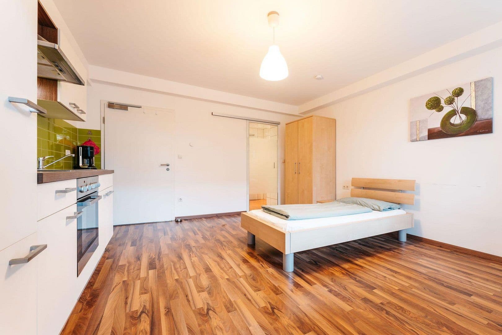 Pronájem bytu 1+1 30 m², Schießmauer 3, Eibelstadt, Bavorsko Pronájem bytu 1+1 30 m², Schießmauer 3, Eibelstadt, Bavorsko