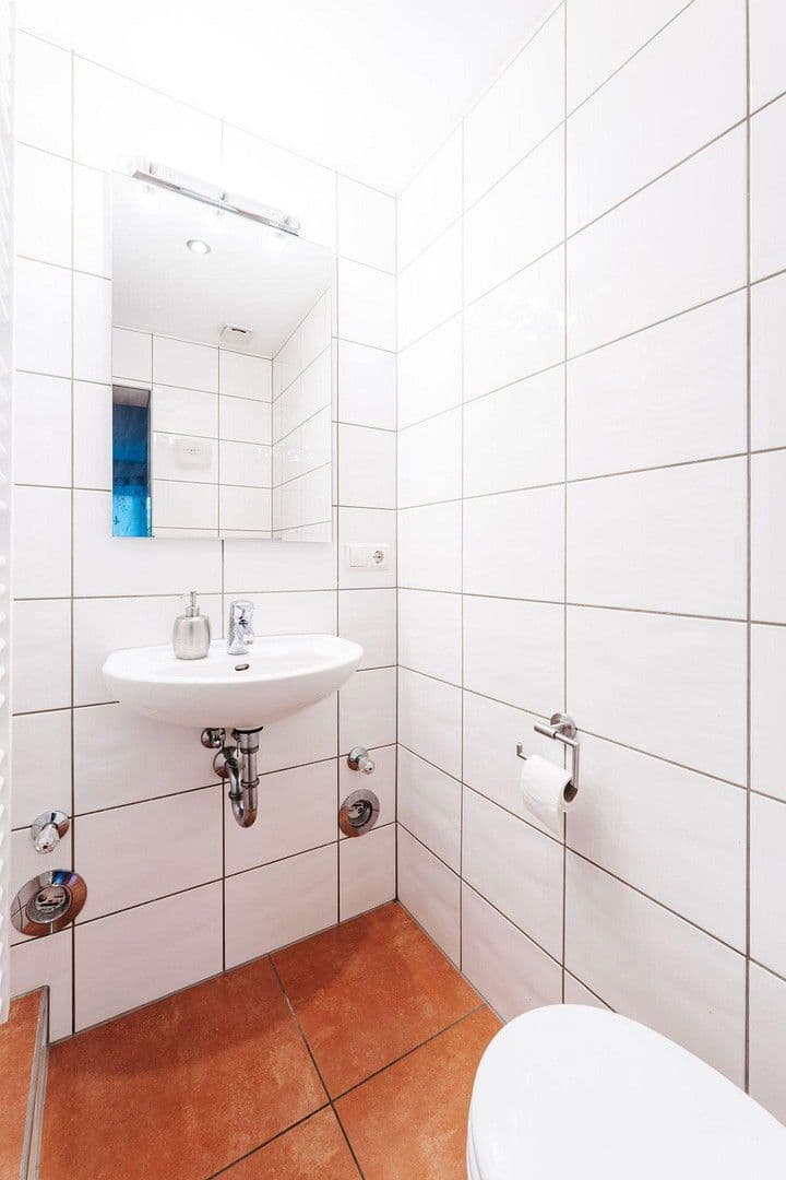 Pronájem bytu 1+1 30 m², Schießmauer 3, Eibelstadt, Bavorsko Pronájem bytu 1+1 30 m², Schießmauer 3, Eibelstadt, Bavorsko