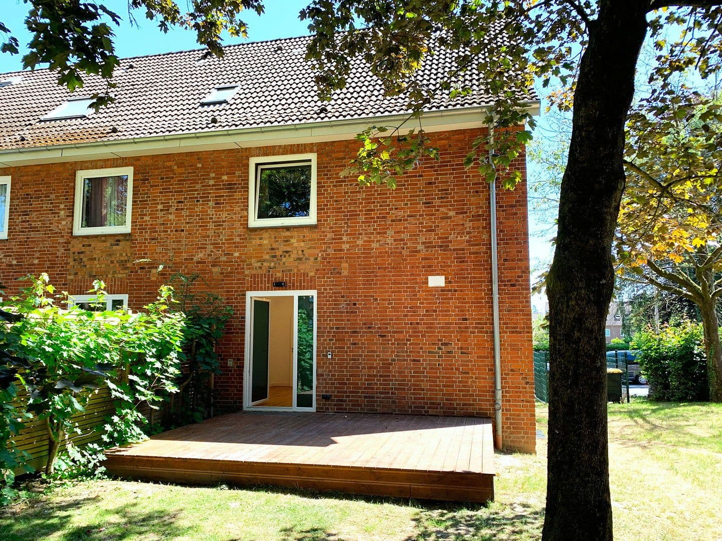 Prodej bytu 2+1 58 m², Berliner Straße 16, Schwarzenbek, Šlesvicko-Holštýnsko Prodej bytu 2+1 58 m², Berliner Straße 16, Schwarzenbek, Šlesvicko-Holštýnsko