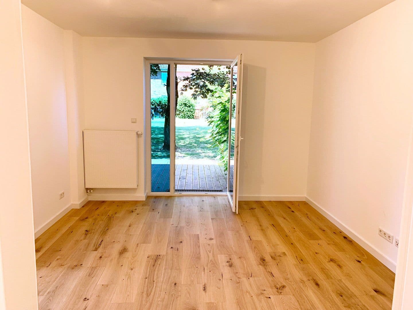 Prodej bytu 2+1 58 m², Berliner Straße 16, Schwarzenbek, Šlesvicko-Holštýnsko Prodej bytu 2+1 58 m², Berliner Straße 16, Schwarzenbek, Šlesvicko-Holštýnsko