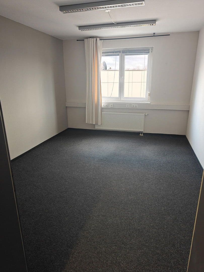 Pronájem kanceláře 160 m², Marc-Chagall-Str. 49, Mainz, Porýní-Falc Pronájem kanceláře 160 m², Marc-Chagall-Str. 49, Mainz, Porýní-Falc