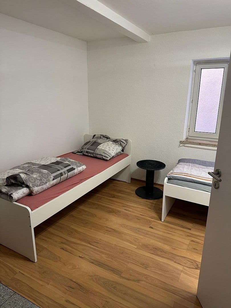 Pronájem bytu 4+1 80 m², Reinschmiedstraße, Vohburg an der Donau, Bavorsko Pronájem bytu 4+1 80 m², Reinschmiedstraße, Vohburg an der Donau, Bavorsko