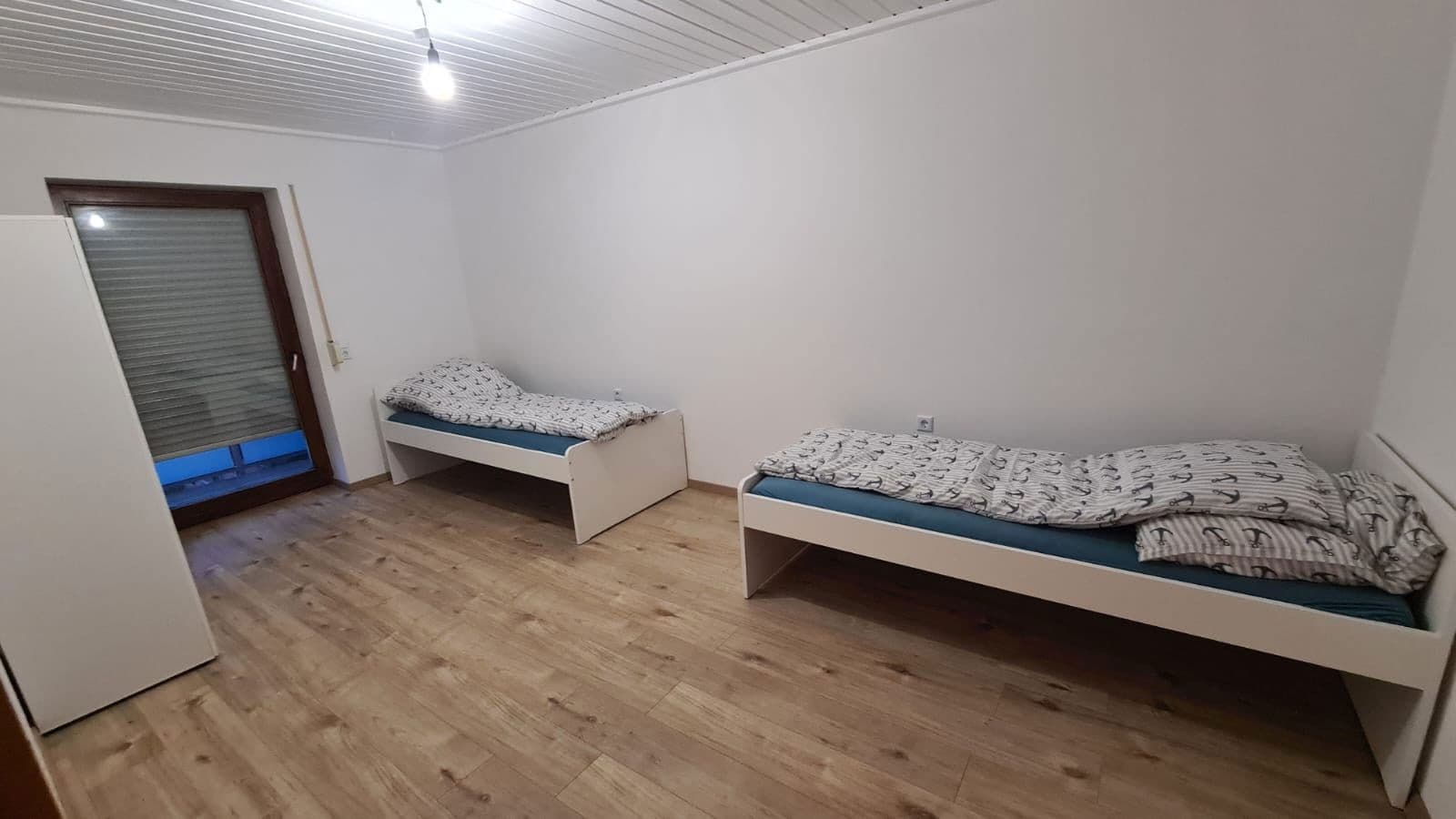 Pronájem bytu 4+1 80 m², Reinschmiedstraße, Vohburg an der Donau, Bavorsko Pronájem bytu 4+1 80 m², Reinschmiedstraße, Vohburg an der Donau, Bavorsko