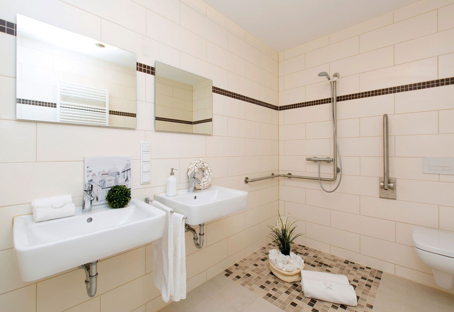 Pronájem bytu 3+1 75 m², Rüsselsheimer Allee 84a, Mainz-Laubenheim, Porýní-Falc Pronájem bytu 3+1 75 m², Rüsselsheimer Allee 84a, Mainz-Laubenheim, Porýní-Falc