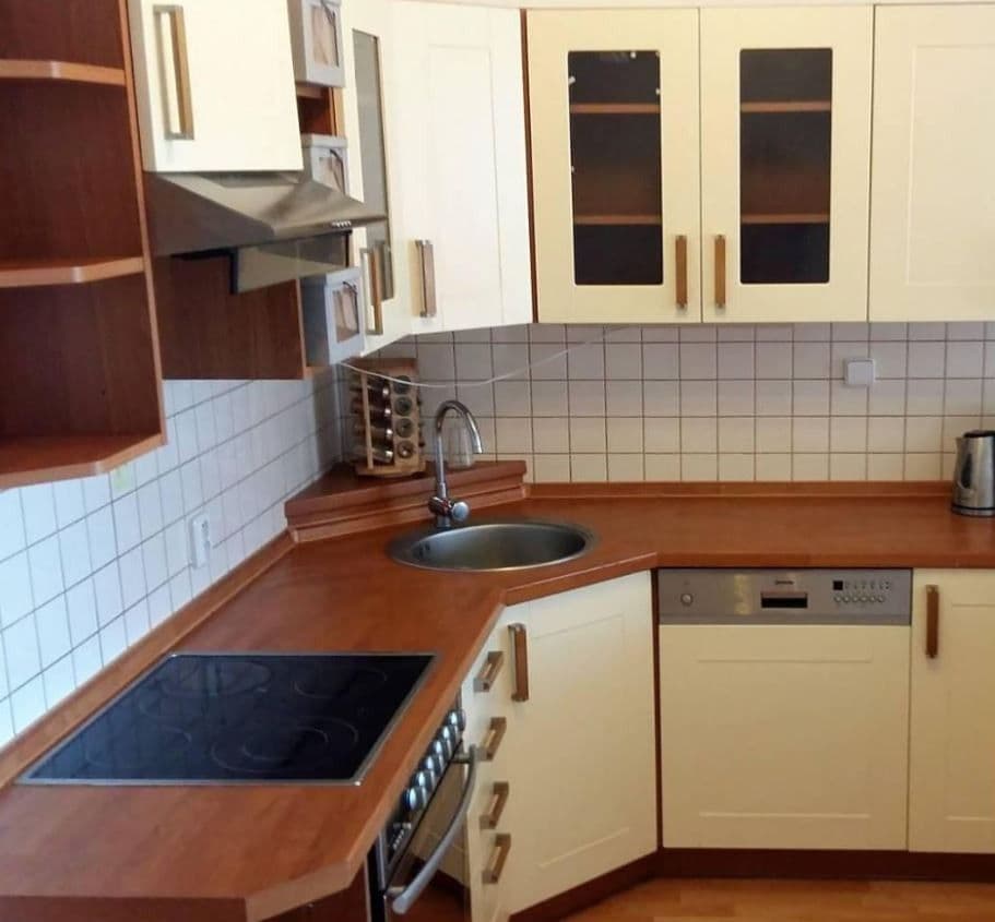 Pronájem bytu 2+kk 55 m², Nad Paloučkem, Beroun, Středočeský kraj Pronájem bytu 2+kk 55 m², Nad Paloučkem, Beroun, Středočeský kraj
