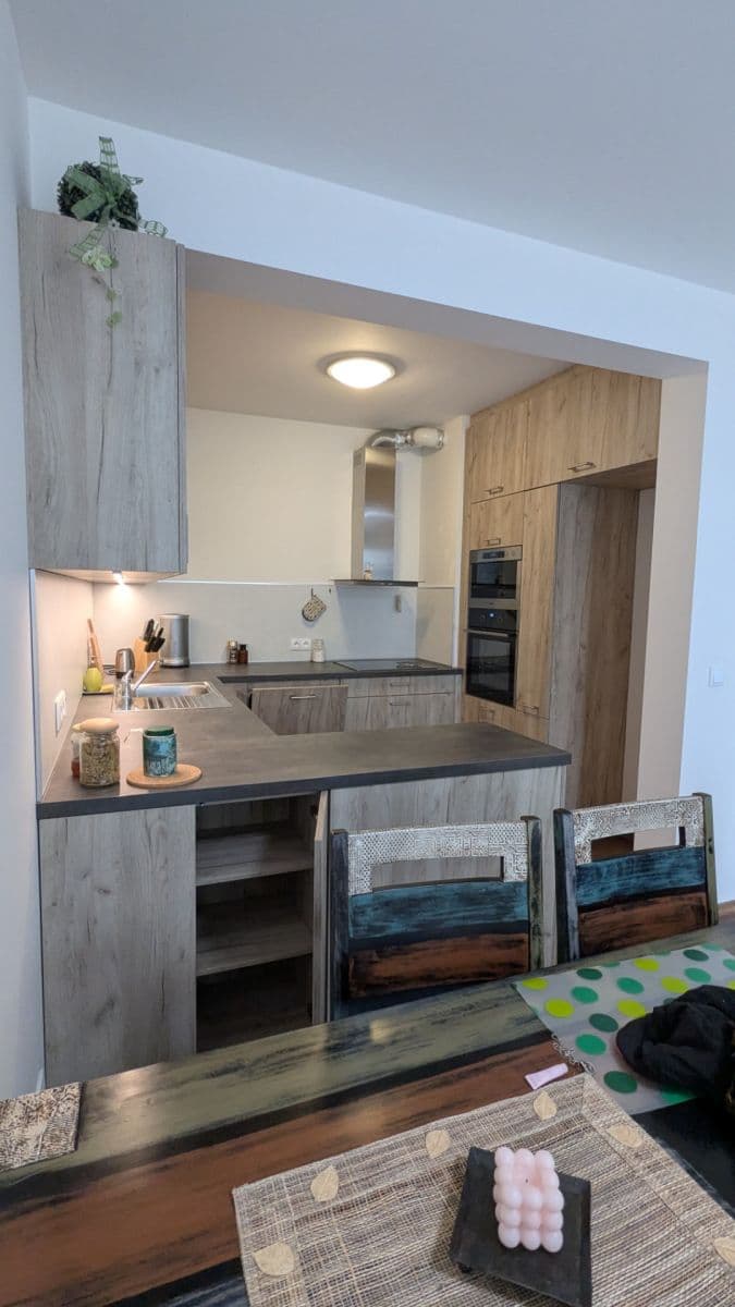 Pronájem bytu 2+kk 65 m², U Archivu, Beroun, Středočeský kraj Pronájem bytu 2+kk 65 m², U Archivu, Beroun, Středočeský kraj