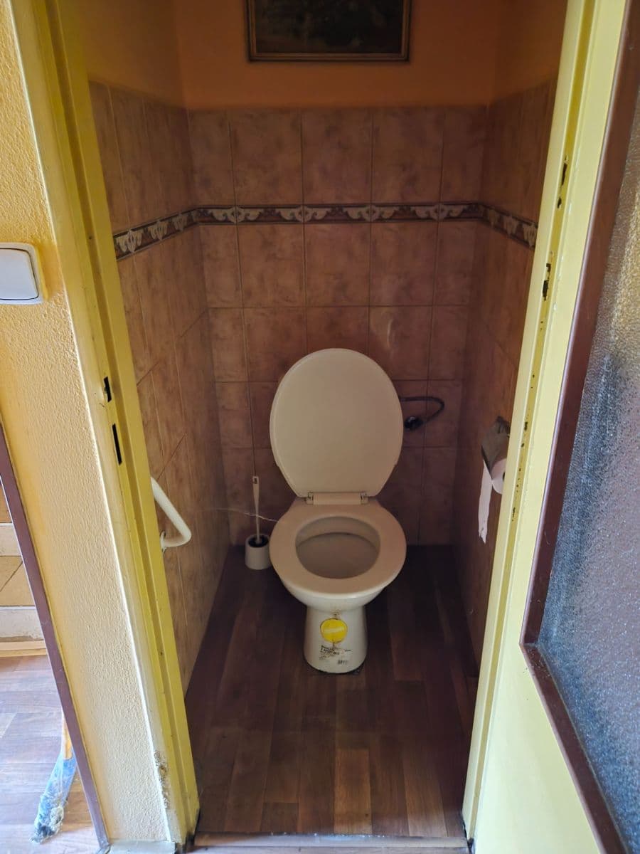 Prodej domu 150 m², pozemek 600 m², Husova, Poběžovice, Plzeňský kraj Prodej domu 150 m², pozemek 600 m², Husova, Poběžovice, Plzeňský kraj