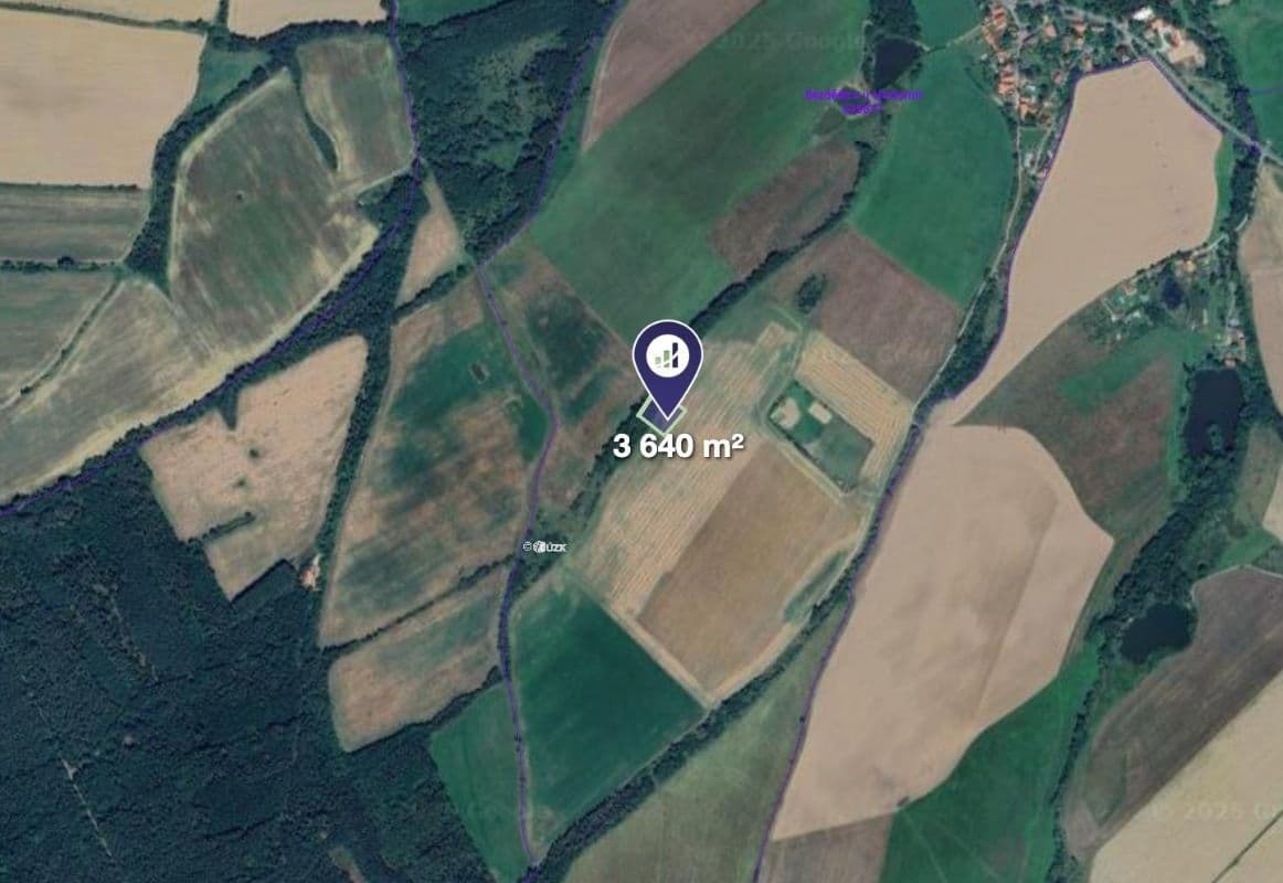 Prodej pozemku 3.640 m², Hostomice, Středočeský kraj Prodej pozemku 3.640 m², Hostomice, Středočeský kraj