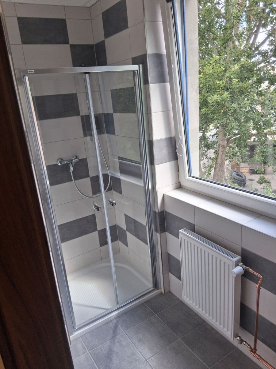 Pronájem kanceláře 250 m², Hudcova, Brno, Jihomoravský kraj Pronájem kanceláře 250 m², Hudcova, Brno, Jihomoravský kraj