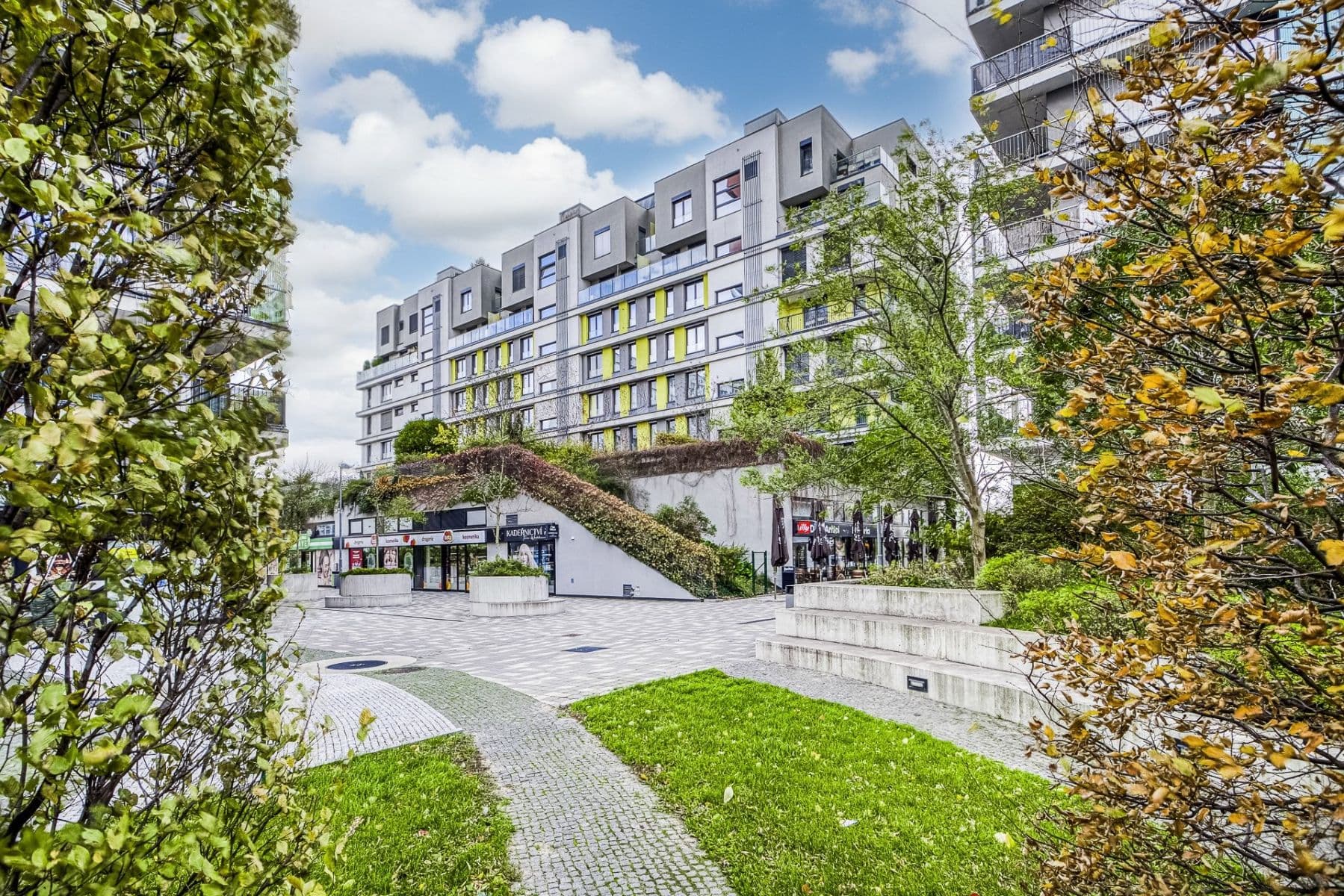 Pronájem garáže 15 m², Praha, Praha Pronájem garáže 15 m², Praha, Praha