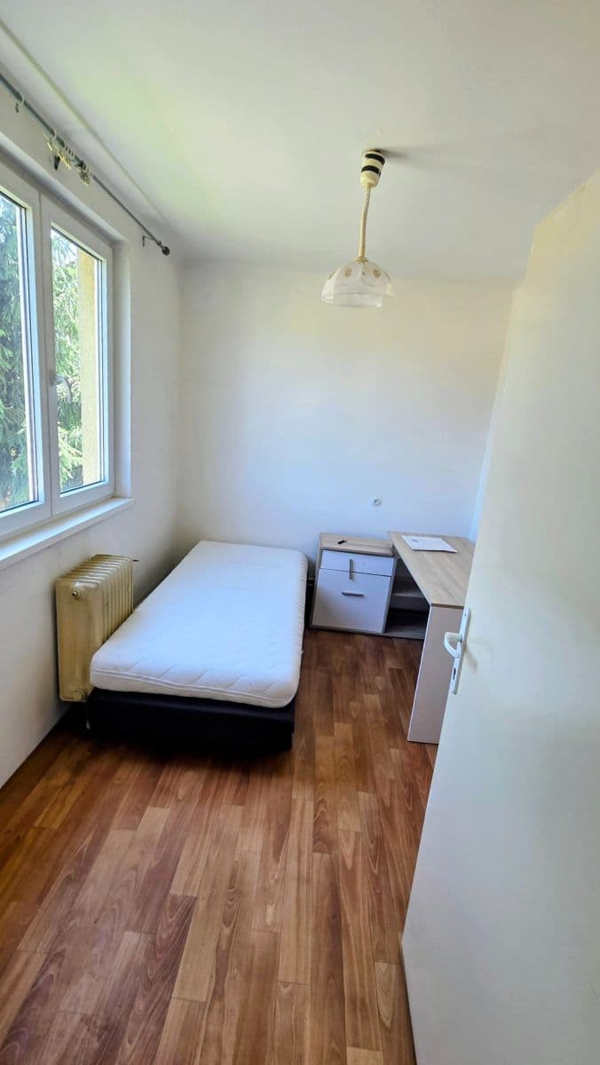 Pronájem bytu 3+kk 78 m², Pluhův Žďár, Jihočeský kraj Pronájem bytu 3+kk 78 m², Pluhův Žďár, Jihočeský kraj