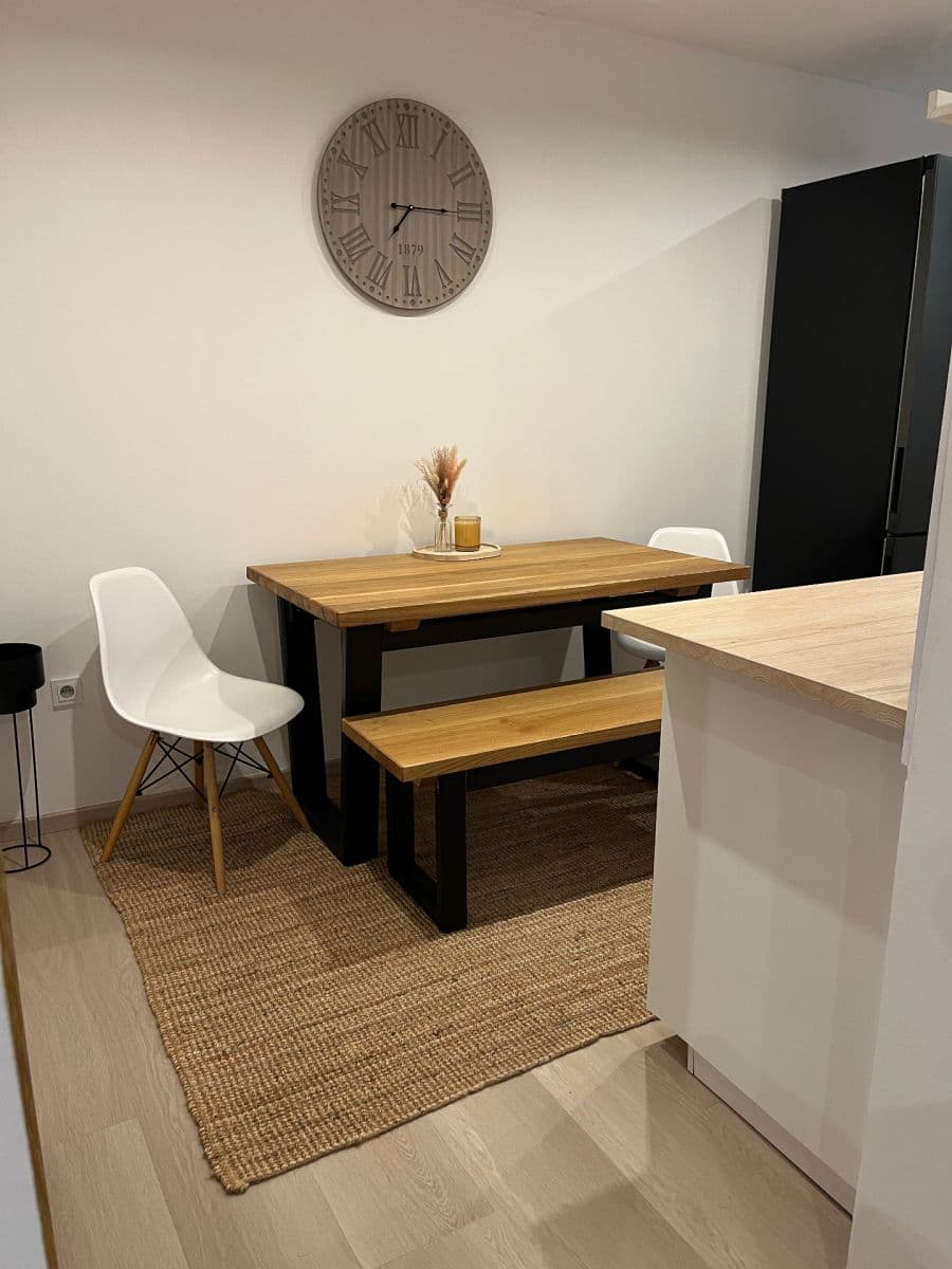 Pronájem bytu 2+1 43 m², Revoluční, Měšice, Středočeský kraj Pronájem bytu 2+1 43 m², Revoluční, Měšice, Středočeský kraj