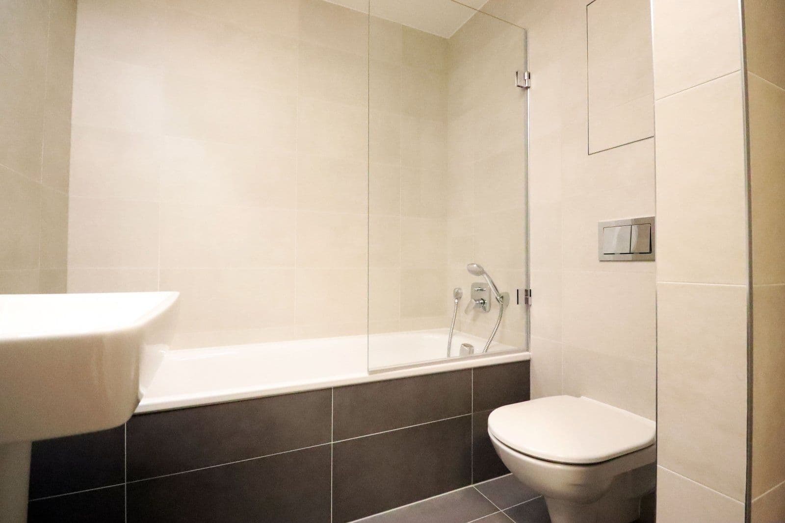 Pronájem bytu 1+kk 34 m², Jankovcova, Praha, Praha Pronájem bytu 1+kk 34 m², Jankovcova, Praha, Praha