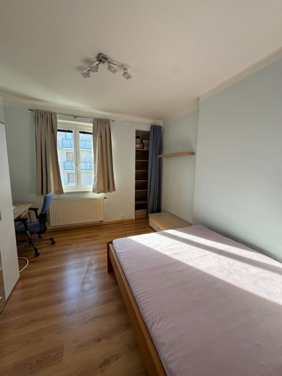 Pronájem bytu 3+kk 88 m², Vrázova, Praha, Praha Pronájem bytu 3+kk 88 m², Vrázova, Praha, Praha